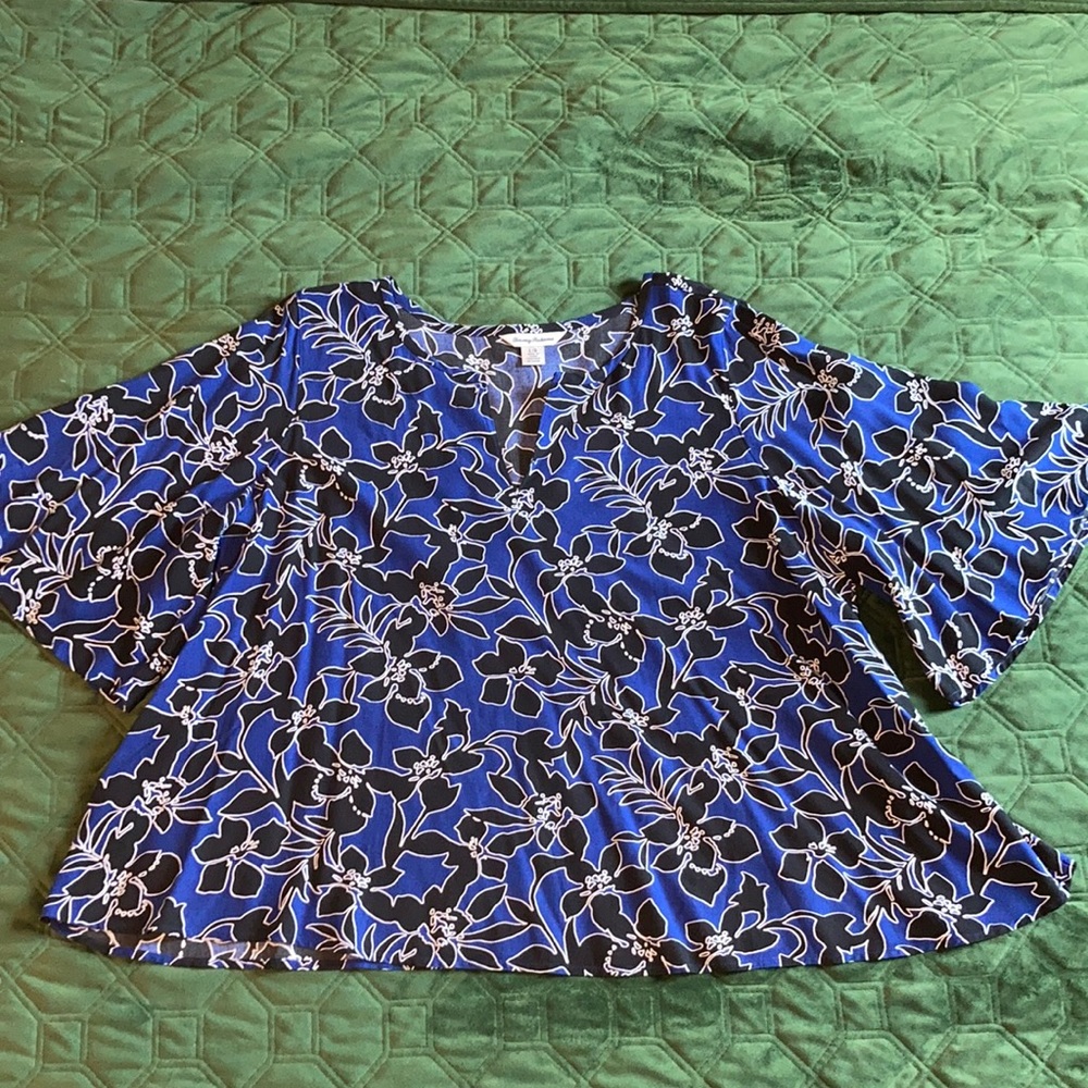 Tommy Bahama Floral Top